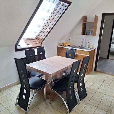 Aniiza Apartman Orvenyes Zewnętrze zdjęcie