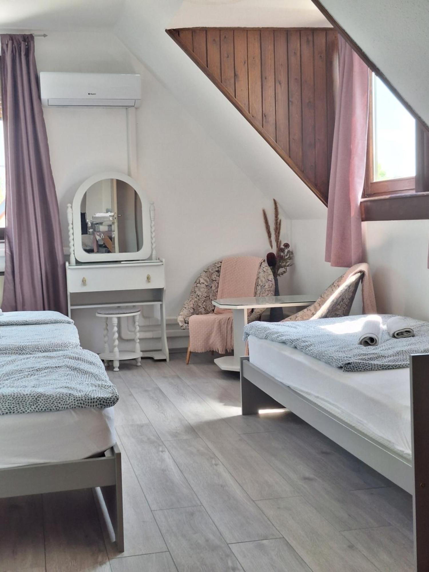 Aniiza Apartman Orvenyes Zewnętrze zdjęcie
